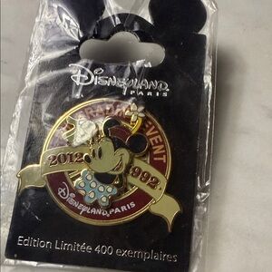 Disney Limited Edition Disneyland Paris Event Minnie Mouse Pin